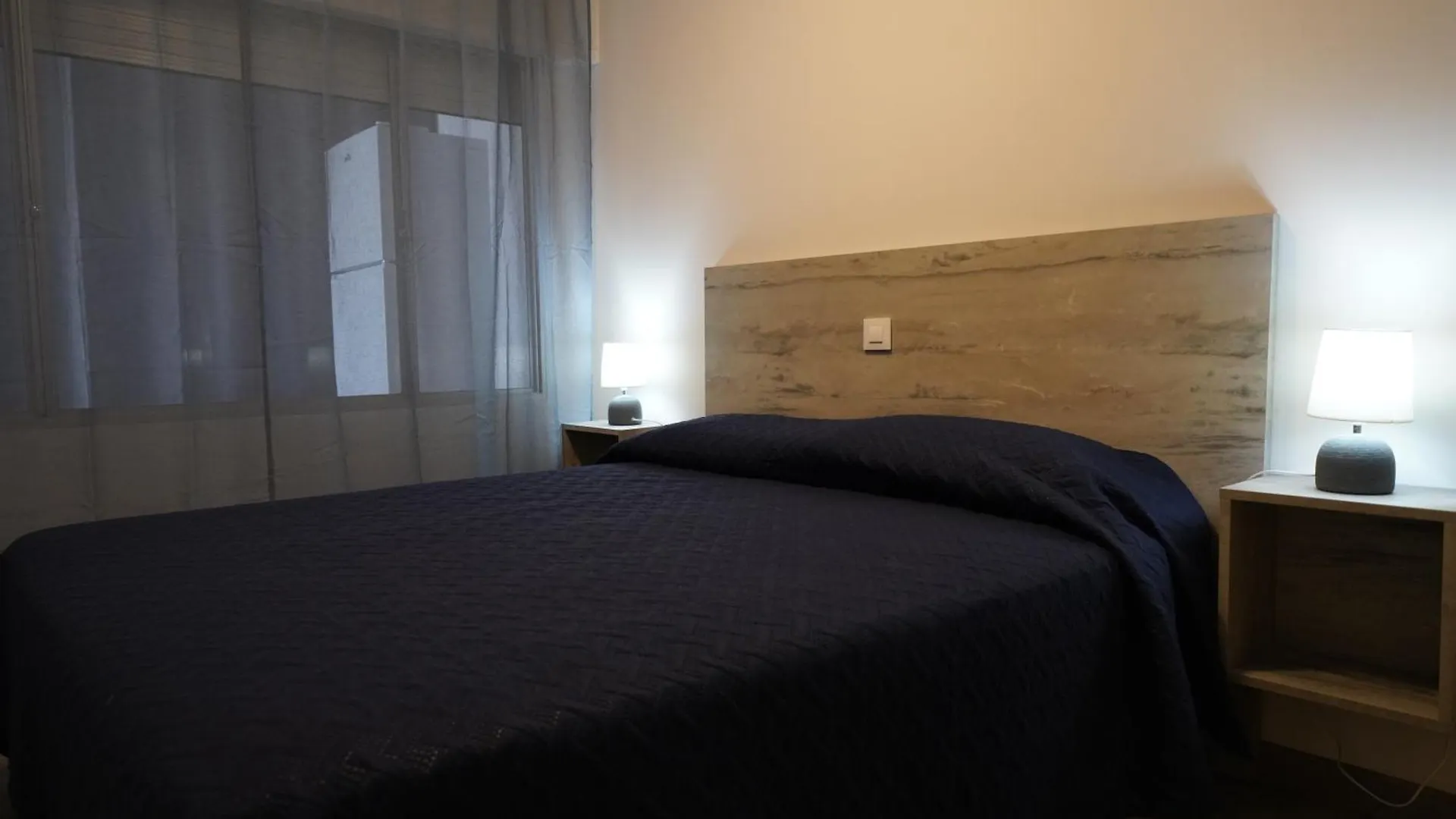 Apartamento Frente Al Mar Con Una Amplia Terraza Y Vistas A La Bahia Apartment Roses